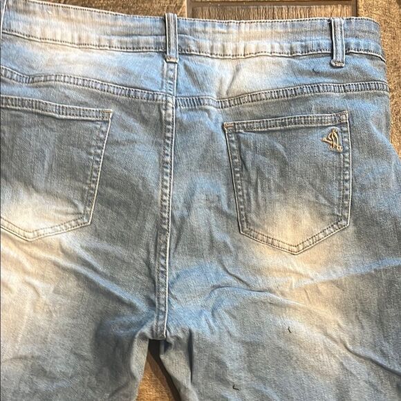 Women's Jean Shorts bundle- Light Blue and Black - Picture 8 of 10